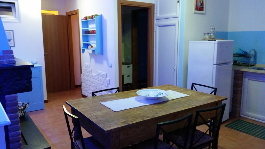 Villa Eden Home Holiday Santa Margherita di Pula Bagian luar foto